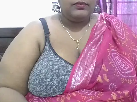 hootypriya online show from February 2026 05:17:01 AM