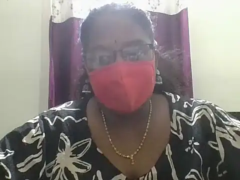 hootypriya online show from April 2026 06:12:01 PM