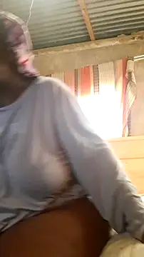 Snapshot of CEEKAYPRO chatting on December 2025 08:42:02 AM CEEKAYPRO online show from December 2025 08:42:02 AM