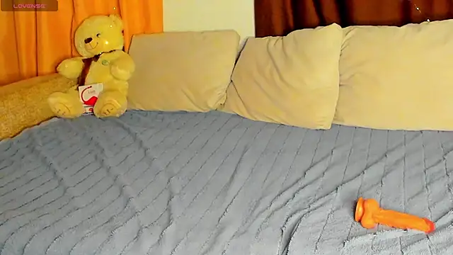 Eva purrr  online show from November 2025 08:51:01 PM