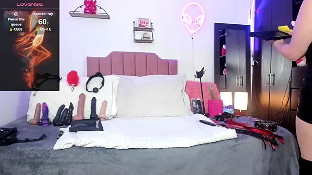 Victoria Wilde  online show from March 2026 10:09:01 AM