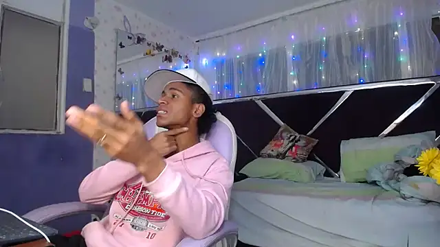 Santy bigcock 01 online show from May 2026 03:07:02 PM