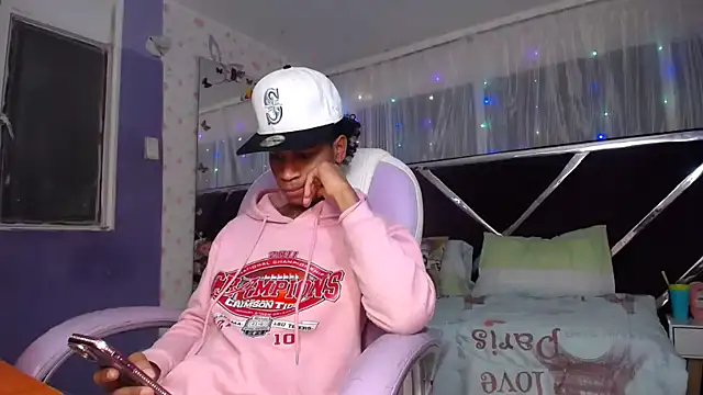 Santy bigcock 01 online show from May 2026 11:51:01 AM