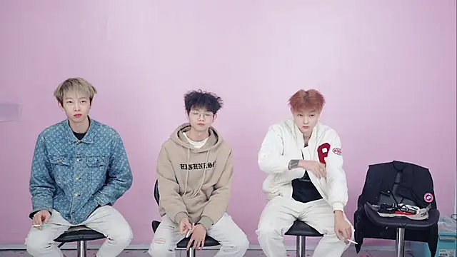 Beautifulboys-999 online show from December 2025 07:35:01 AM