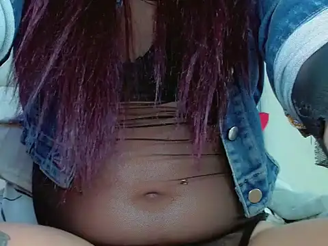 Snapshot of NharaBigCock chatting on November 2025 03:46:01 PM NharaBigCock online show from November 2025 03:46:01 PM