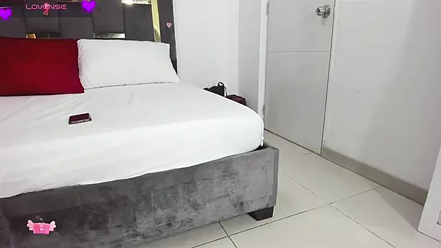 CatleyaSmith online show from February 2026 01:31:02 PM