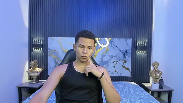 Snapshot of Liams18 chatting on April 2026 03:34:01 AM Liams18 online show from April 2026 03:34:01 AM