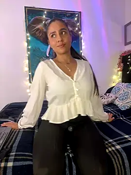 Snapshot of alisaa_jhons1 chatting on November 2025 11:42:02 PM alisaa jhons1 online show from November 2025 11:42:02 PM