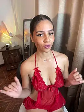 Snapshot of alisaa_jhons1 chatting on April 2026 10:44:02 PM alisaa jhons1 online show from April 2026 10:44:02 PM