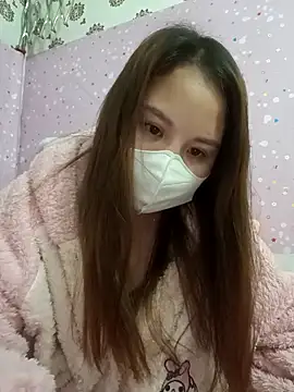 linh-xinh18 online show from November 2025 06:07:01 PM