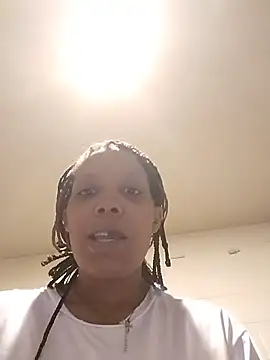 Snapshot of SITHANDRAH chatting on May 2026 10:43:02 AM SITHANDRAH online show from May 2026 10:43:02 AM