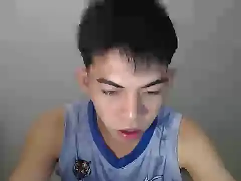 Urhotsilverboy online show from June 2026 12:20:02 PM