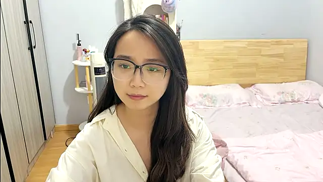 Snapshot of Hmm_0303 chatting on March 2026 07:21:02 PM Hmm 0303 online show from March 2026 07:21:02 PM