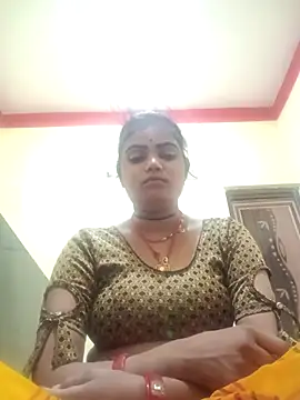 Snapshot of Riya_lovely0143 chatting on November 2025 08:20:01 PM Riya lovely0143 online show from November 2025 08:20:01 PM