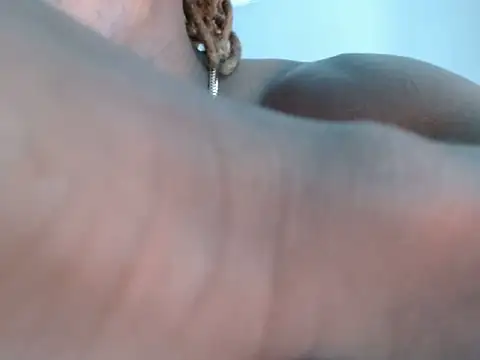 Dangerhook online show from November 2025 07:08:02 PM