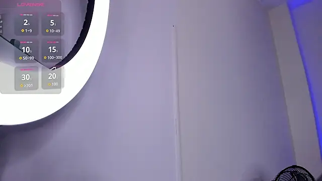 Snapshot of Nyra_lux16 chatting on November 2025 06:46:01 AM Nyra lux16 online show from November 2025 06:46:01 AM