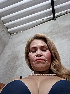 Snapshot of dirty_mother3 chatting on January 2026 02:02:02 AM dirty mother3 online show from January 2026 02:02:02 AM