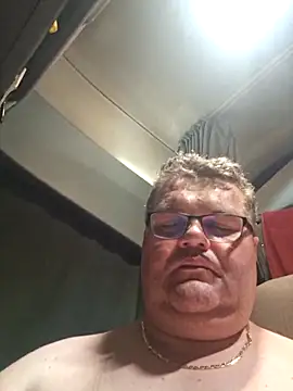 Grase44 online show from December 2025 12:30:01 AM