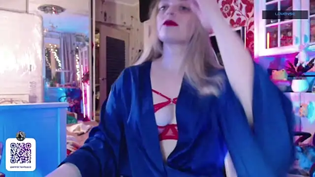 dominyantrix online show from April 2026 09:23:01 PM