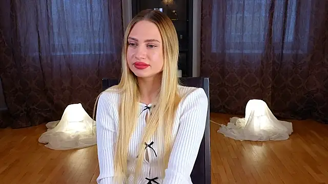 FreidaLerew online show from November 2025 04:45:01 AM