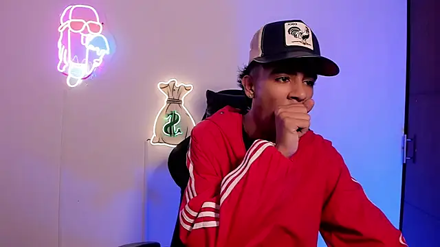 Snapshot of Quetzal_coatl_ chatting on November 2025 08:09:01 PM Quetzal coatl online show from November 2025 08:09:01 PM