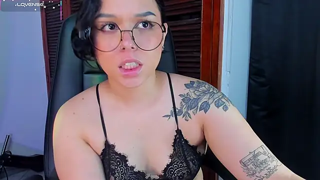 Dubraska Rubio online show from April 2026 02:53:02 AM