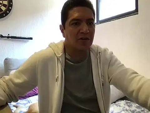 yayo 33 online show from April 2026 08:58:02 PM