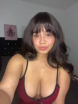 LoliitaBennett online show from January 2026 05:57:02 AM