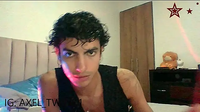 axel love13 online show from December 2025 10:41:02 PM