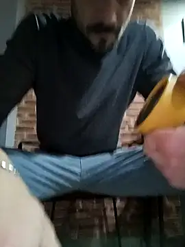 Snapshot of ricardo34mlg chatting on November 2025 02:50:01 PM ricardo34mlg online show from November 2025 02:50:01 PM