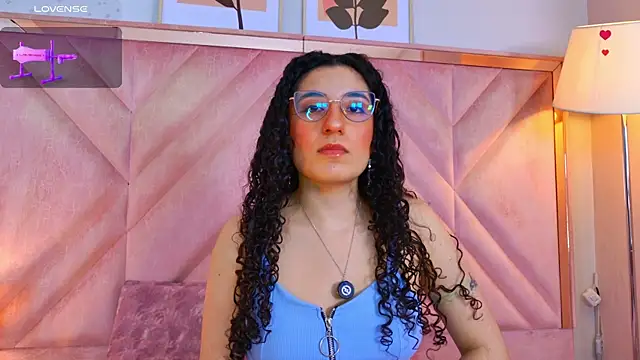 Snapshot of DemiJones_ chatting on May 2026 05:14:02 AM DemiJones online show from May 2026 05:14:02 AM
