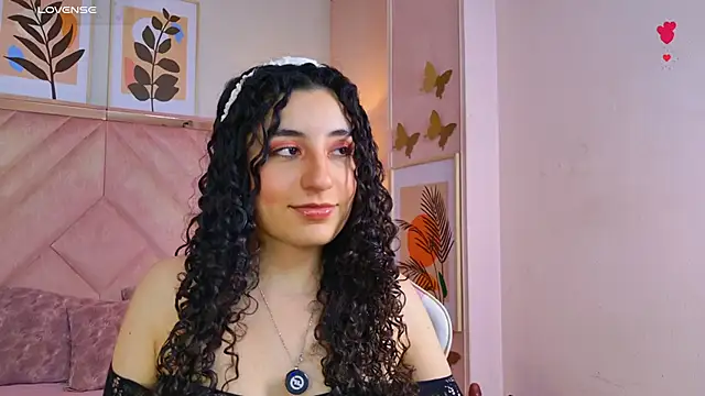 Snapshot of DemiJones_ chatting on May 2026 05:15:01 AM DemiJones online show from May 2026 05:15:01 AM