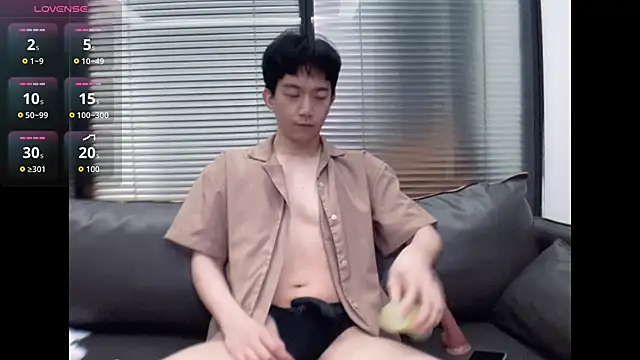 CouplingCry online show from January 2026 01:46:02 PM