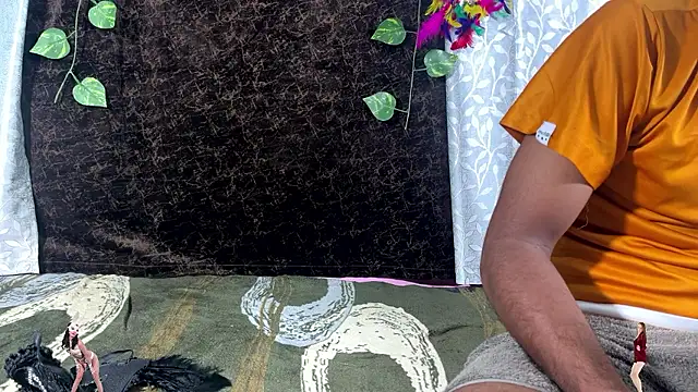 Snapshot of leenaboy@xh chatting on January 2026 06:44:02 PM leenaboyxh online show from January 2026 06:44:02 PM