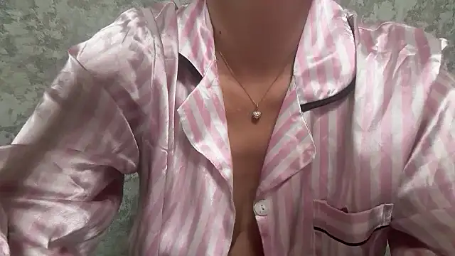 Angelinaa19 online show from March 2026 08:41:02 PM