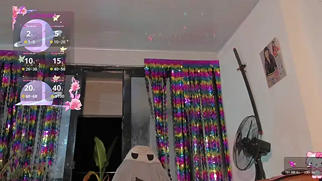 Snapshot of Goddess__Effy chatting on June 2026 01:19:02 AM Goddess Effy online show from June 2026 01:19:02 AM
