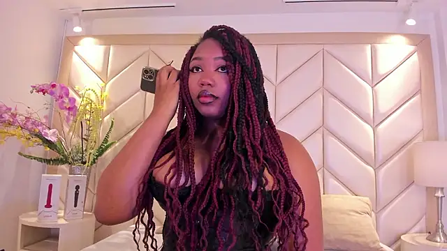 BrendaFernandez  online show from January 2026 01:04:01 PM