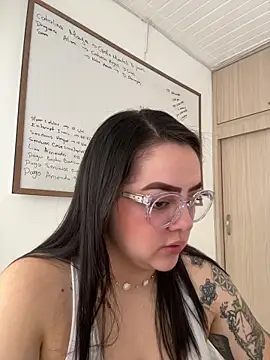 cleo wale  online show from November 2025 01:47:02 PM