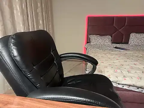 CutiePihu online show from July 2026 10:21:02 AM