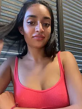 Snapshot of Bella_Nyx chatting on November 2025 07:47:01 PM Bella Nyx online show from November 2025 07:47:01 PM