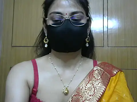 Snapshot of Fairy_Pie chatting on May 2026 07:33:01 PM Fairy Pie online show from May 2026 07:33:01 PM