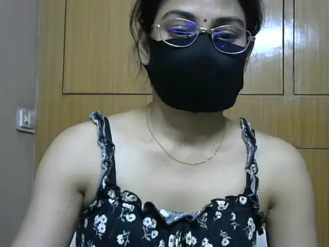 Snapshot of Fairy_Pie chatting on June 2026 07:08:02 PM Fairy Pie online show from June 2026 07:08:02 PM