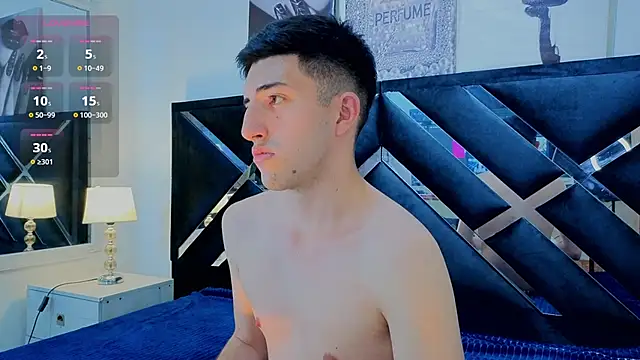 Snapshot of Un_Sluttyy chatting on May 2026 03:12:01 AM Un Sluttyy online show from May 2026 03:12:01 AM
