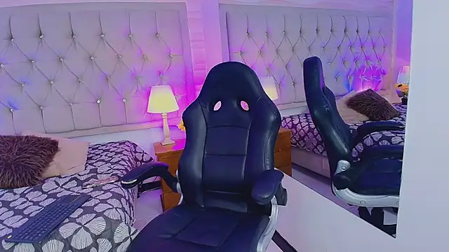 Liathompson FG online show from March 2026 07:51:02 PM