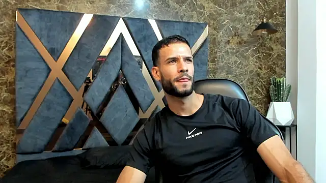 Snapshot of Jacob_Benelli chatting on February 2026 11:17:01 PM Jacob Benelli online show from February 2026 11:17:01 PM