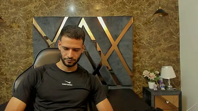 Snapshot of Jacob_Benelli chatting on February 2026 11:39:01 PM Jacob Benelli online show from February 2026 11:39:01 PM