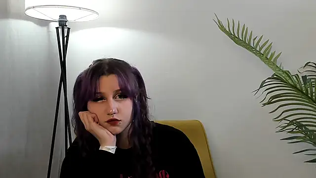 KishaRowsey online show from November 2025 05:51:01 AM