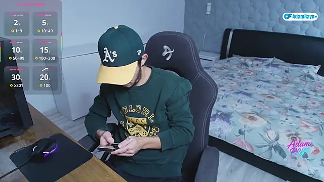 adamrayn online show from November 2025 07:18:01 AM