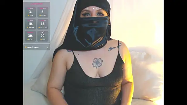 Snapshot of Lailahadi chatting on November 2025 08:41:01 PM Lailahadi online show from November 2025 08:41:01 PM