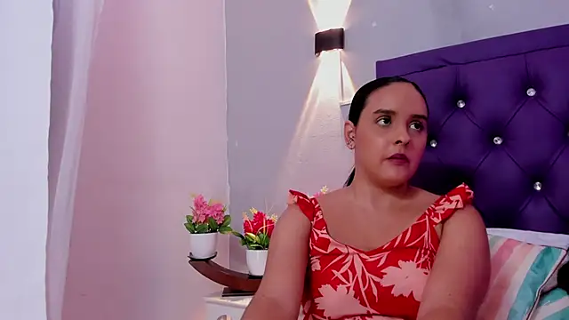 Snapshot of Katty_Vega chatting on November 2025 01:22:04 PM Katty Vega online show from November 2025 01:22:04 PM